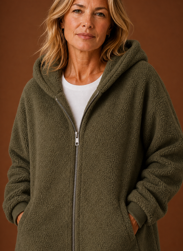 Warme Damen Langjacke mit Kapuze, ideal für Spaziergänge im Herbst & Winter.