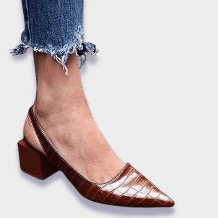 Elegante Damenpumps in brauner Croco-Optik, orthopädisch und bequem für Büro und Freizeit.