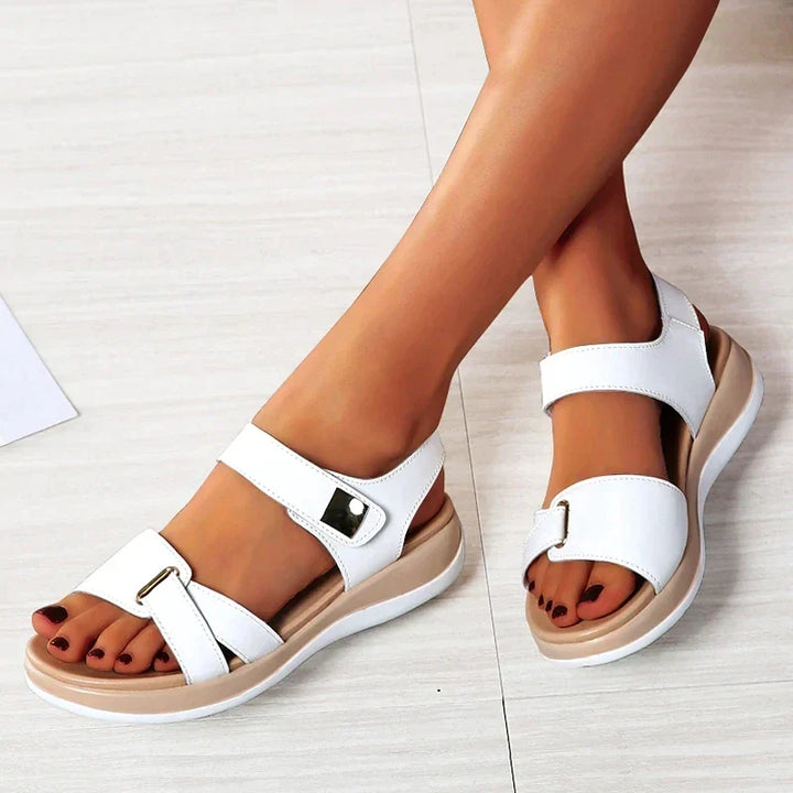 Stilvolle orthopädische Damen Sandalen FlexiComfort 31 für Sommer, Urlaub und Komfort.