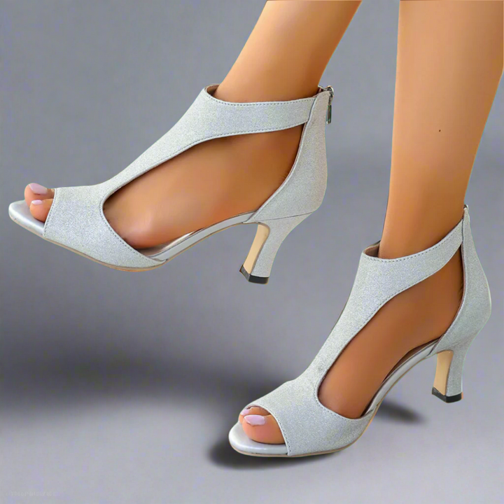 Stilvolle Damen Komfortsandalen mit Absatz, vereinen Eleganz, orthopädische Funktionen und hohen Tragekomfort.