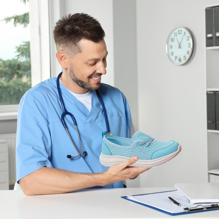 Damen Orthopädische Komfortschuhe Selina für Schmerzlinderung und Fußgesundheit im Alltag.