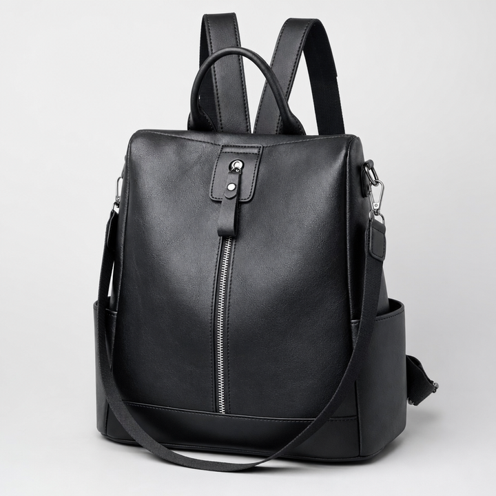 Nahaufnahme des stilvollen Damen Kunstlederrucksacks, wandelbar von Rucksack zu Umhängetasche.