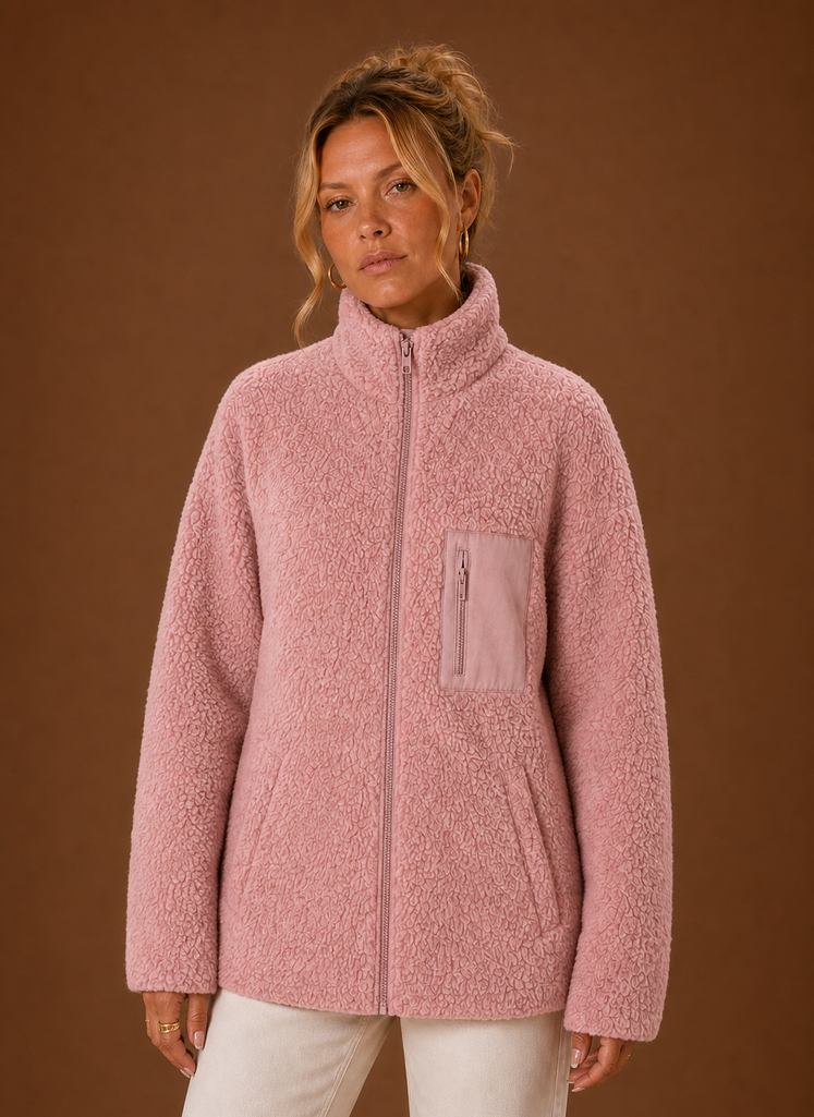 Gemütliche Damen Sherpa-Reißverschlussjacke für entspannte Tage. Weiche Outwear für Freizeit & Alltag.