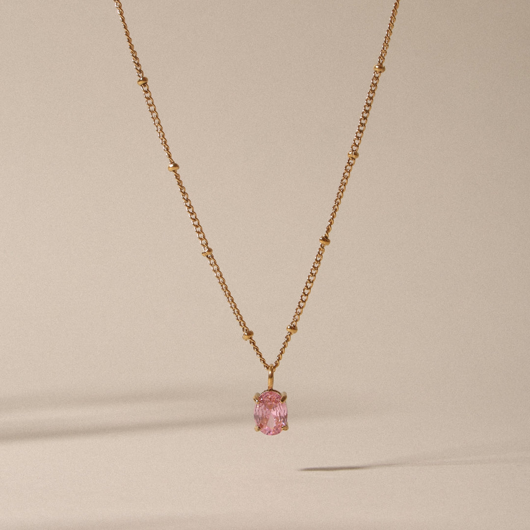 Glänzende Goldhalskette Damen mit rosa CZ Stein, angenehm zu tragen, aus Edelstahl Schmuck.