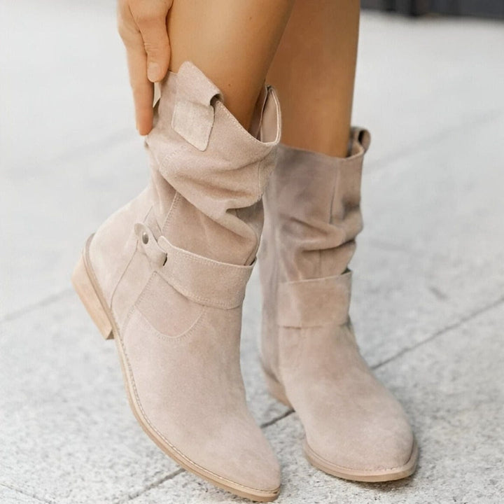 Bequeme Damen Freizeitstiefel für Herbst & Frühling. Langlebige Damenstiefel mit weicher Sohle, perfekt für den Alltag.