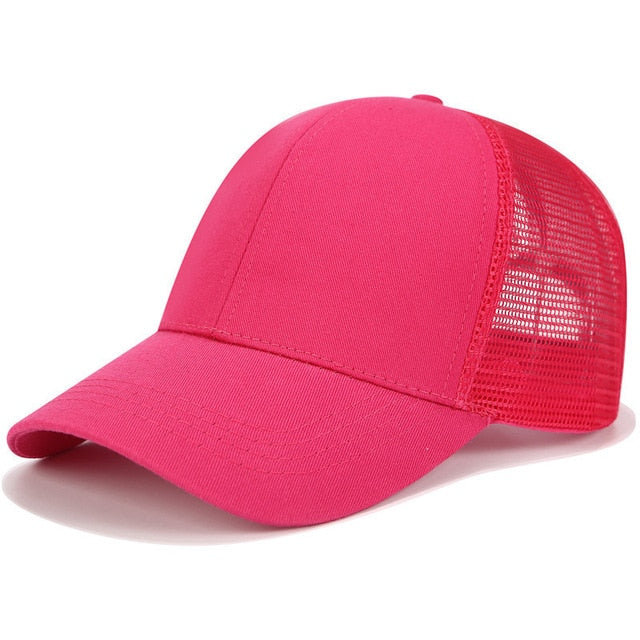 Innovative Damen Cap mit flexibler Öffnung für Pferdeschwanz & Dutt, SkyShield Design, verstellbar für optimalen Sitz.