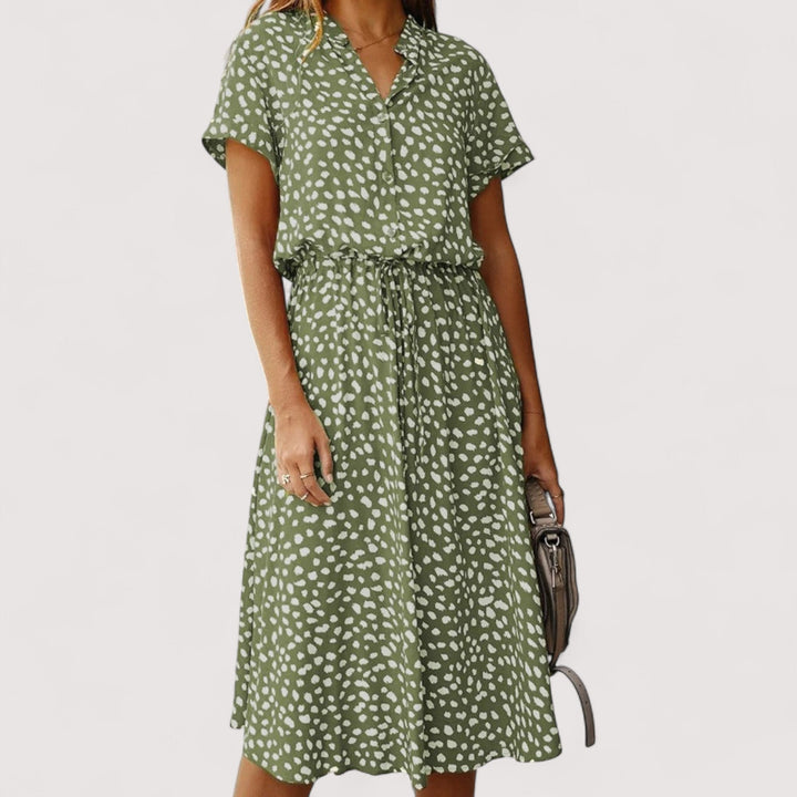 Vielseitiges Damen Musterkleid, locker und atmungsaktiv, für jeden Anlass.