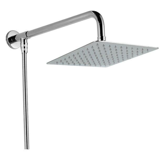 Design-Duschsystem aus Messing für die Wandmontage, mit Regenduschkopf.