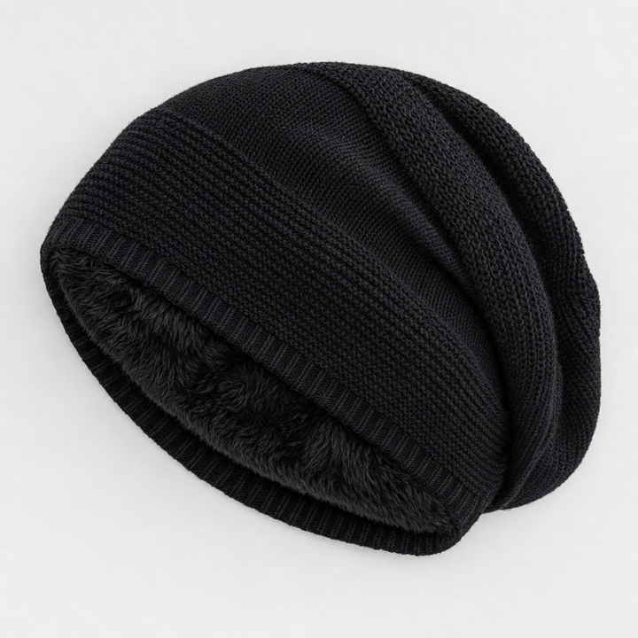 Gefütterte Slouch-Mütze für Damen, gestrickt. Hält den Kopf im Winter kuschelig warm.