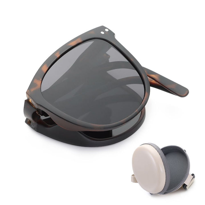 Stylische faltbare Unisex Retro-Sonnenbrille. Elegant, UV400 Augenschutz, ideale Augenbekleidung für den Sommer.