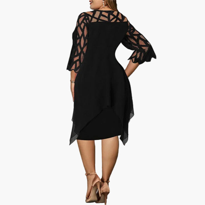 Luxuriöses Damen Abendkleid Übergröße mit eleganten Spitzenärmeln. Ein stilvolles Midikleid für gehobene Anlässe.