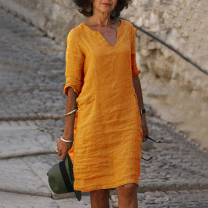Elegantes, luftiges Damen Sommerkleid für stilvolle Anlässe. Perfekt für Sommerfeste.