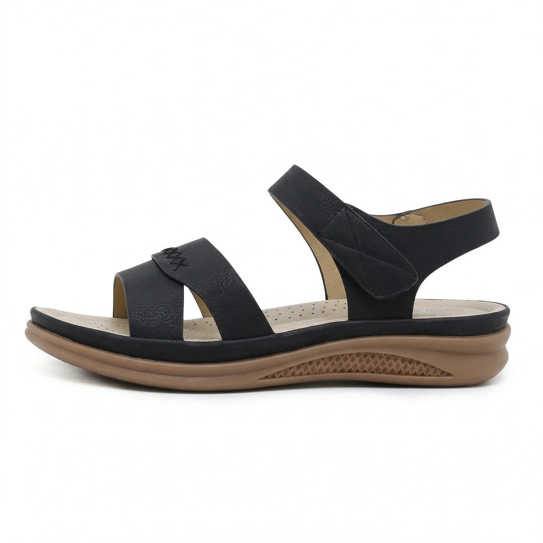 Flache Damen Sandale Lunara Flex: Komfortable Sommerschuhe für Damen. Ideal als leichte Freizeitsandale.
