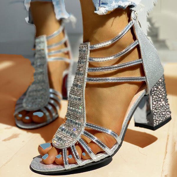 Elegante goldene Glitzer Sandalen für Damen, komfortable Sommerschuhe.