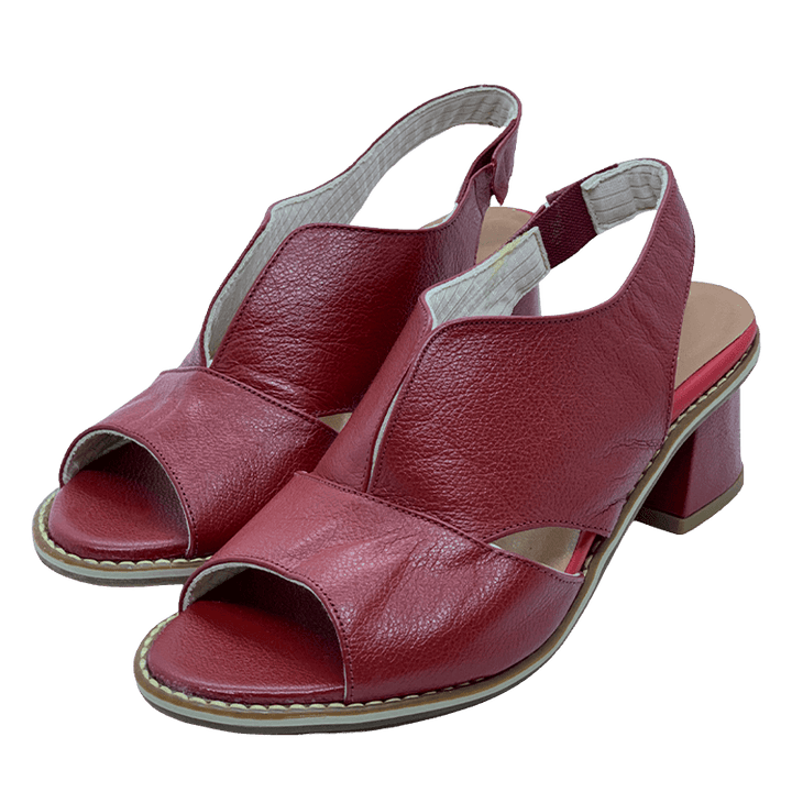 Damensandalen Selina: Komfortable Leder-Absatzschuhe, perfekt für Sommer & Business Casual.