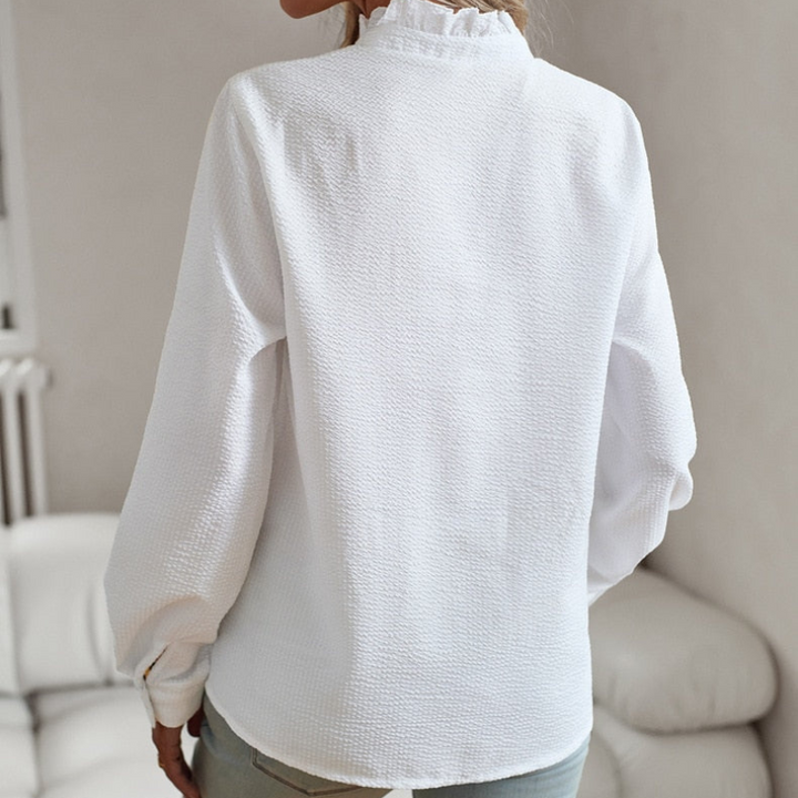 Moderne Damen Streifenbluse Sophia für einen souveränen Business-Look oder entspannte Freizeit-Outfits.