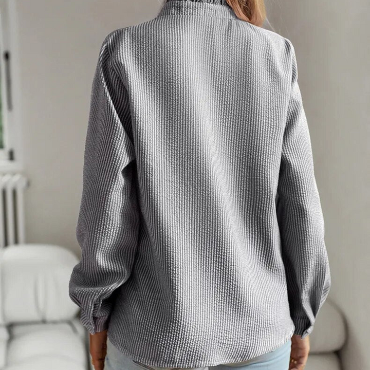Elegante Damenbluse Sophia, bürotauglich und doch leger. Langarm-Streifenbluse für jeden Tag.