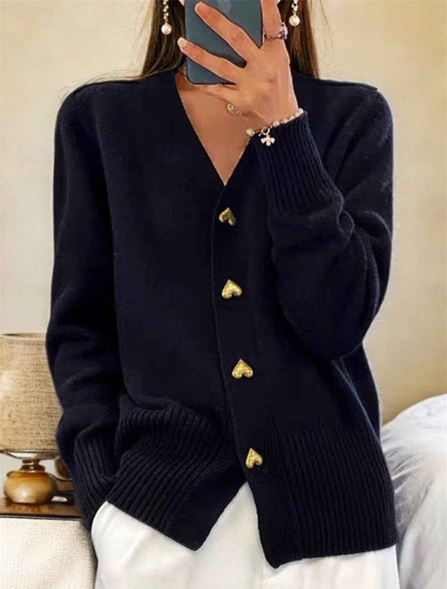 Elegante Damen Strickjacke mit Rundhals & Knopfleiste. Perfekt für casual oder schicke Winter-Outfits.
