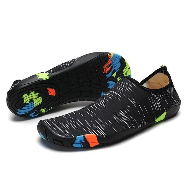 Komfortable AquaFlex Aquaschuhe für Damen & Herren, schnelltrocknend für Strand, Schwimmen & Outdoor.