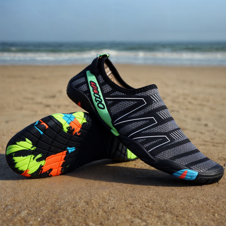 Aktive AquaFlex Wasserschuhe für Damen & Herren, schnelltrocknend, ideal für Schwimmen, Strand & Sport.