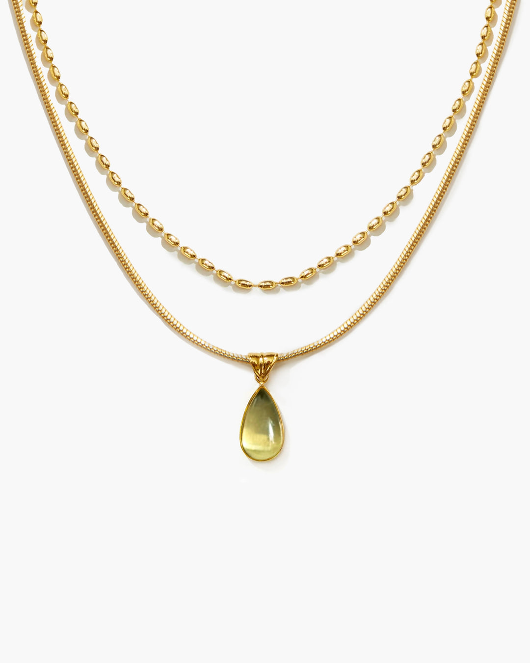 Robuste goldene Damenkette mit Tropfen-Anhänger, wasserfest und langlebiger Edelstahlschmuck.
