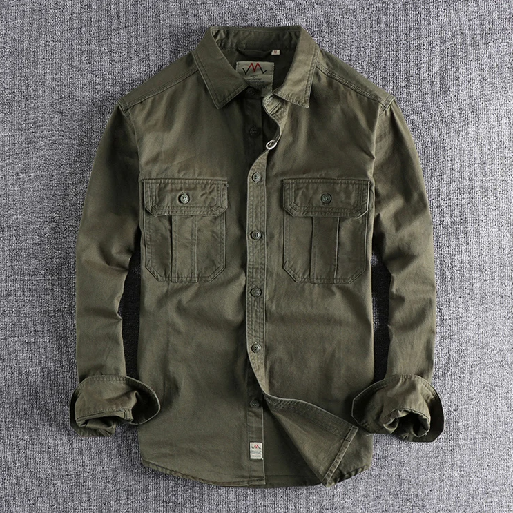 Modernes Herren Langarm Hemd für Freizeit und Outdoor-Aktivitäten, bequemes Casual Oberteil für Männer.