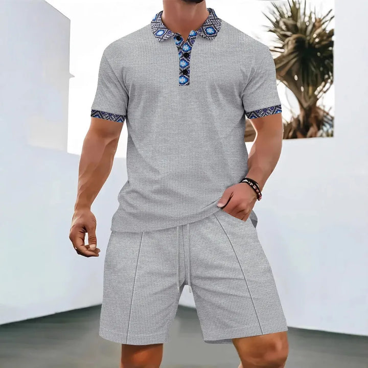 Modisches Herren Zweiteiler-Set für den Sommer: Kurzarmshirt & Shorts mit einzigartigem Strukturmuster Design.