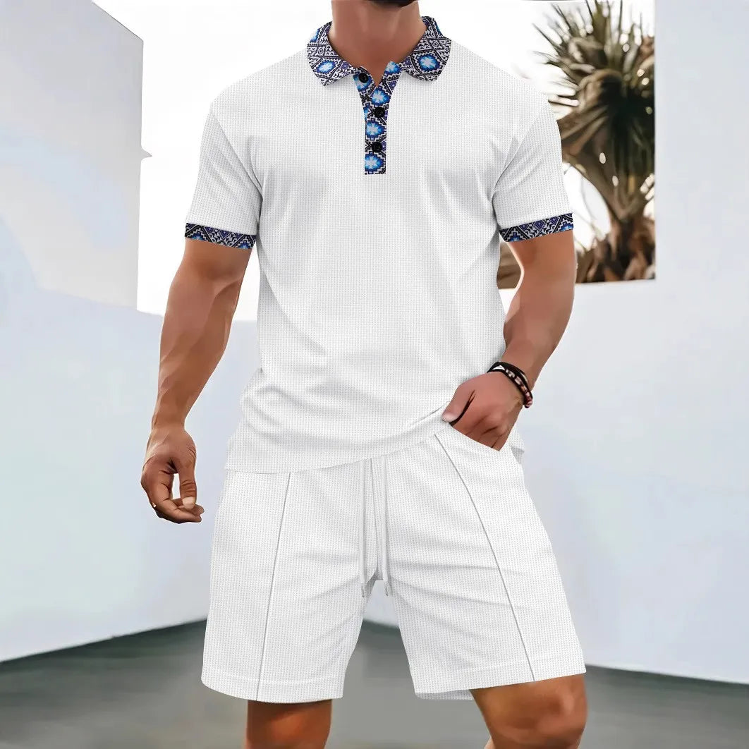Eleganter Herren Zweiteiler mit Strukturmuster: Atmungsaktives Kurzarm-Shirt & Shorts, ideal für Sommerurlaub.