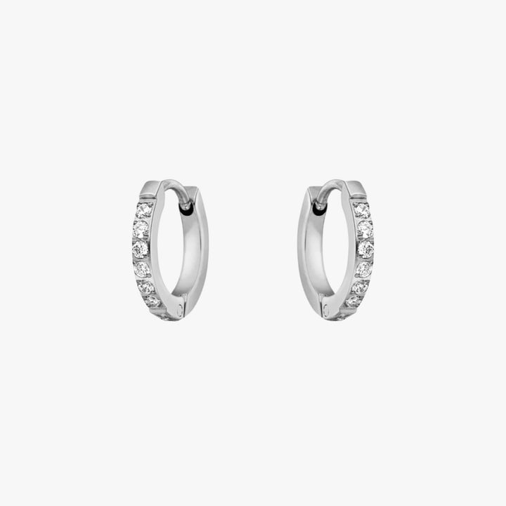 Elegante wasserfeste Mini Creolen mit Zirkonia, ideales Geschenk für Damen, goldfarben aus Edelstahl.