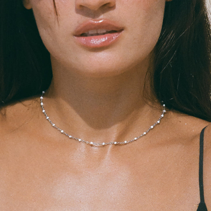 Vielseitige Silber Choker Halskette, Damen, Perlenoptik, wasserfest, hypoallergen, Edelstahl.