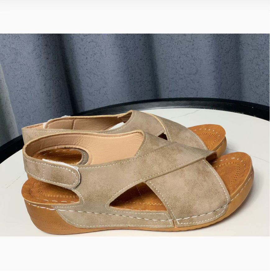 Ein Paar Solea Komfort Damensandalen, verstellbar & stützend, die idealen Sommerschuhe.