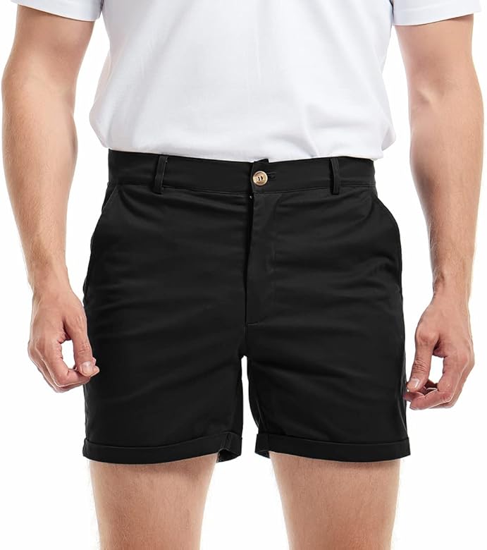 Stylische Herren Chino-Shorts in Beige, atmungsaktiv und mit bequemer Passform für warme Sommertage.