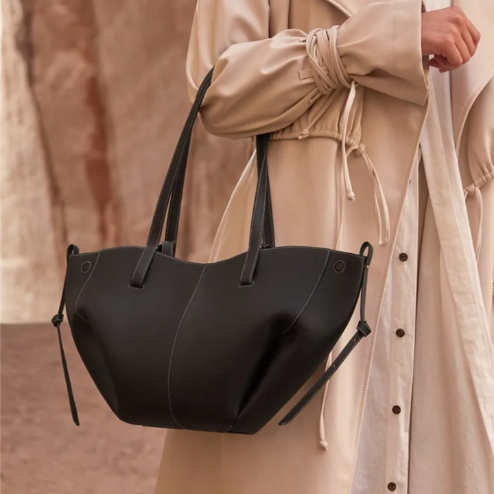 Elegante Damentasche, stilvoll & funktional. Perfekt für Alltag & besondere Anlässe. Modische Frauen-Handtasche.