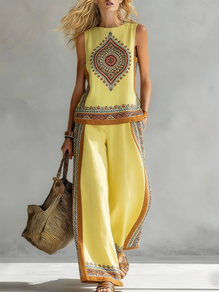 Damen Freizeit Set: Gemustertes Bohemian Top und weite Sommerhose für entspannte Tage.