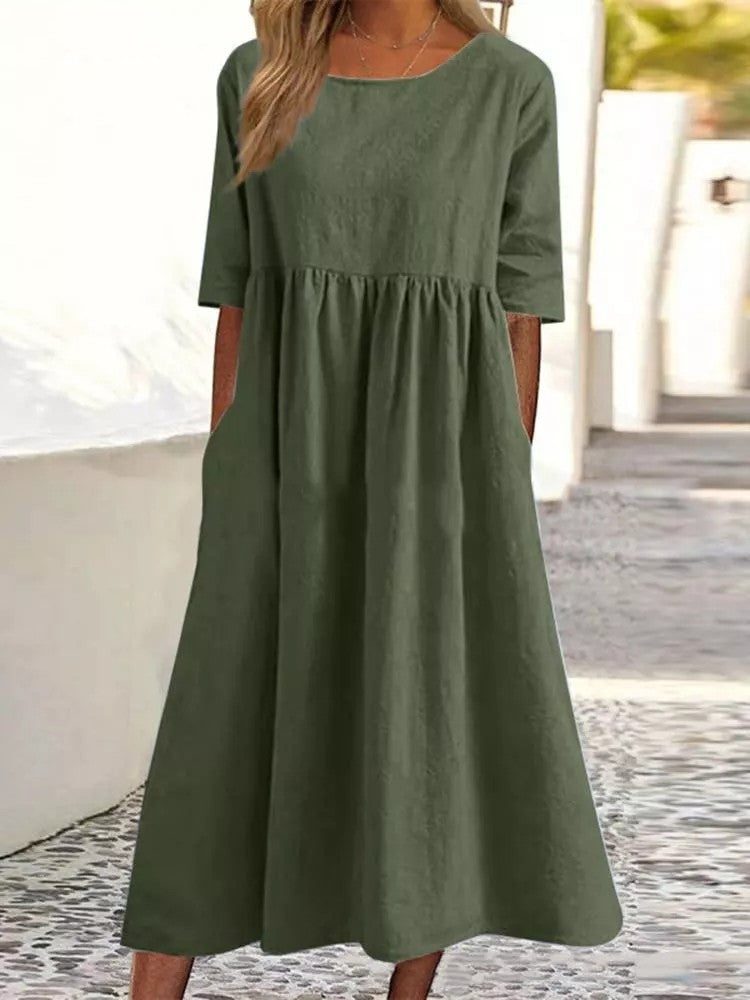Lässiges Damenkleid mit Rundhals, Kurzarm und geräumigen Taschen, ideal für Freizeit & Alltag.