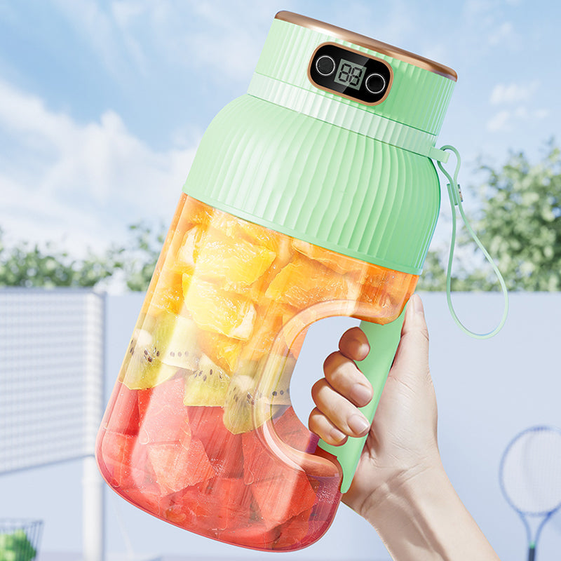 Gesundheitsbewusster tragbarer Smoothie & Shake Mixer. Ideal für schnelle, frische Säfte nach dem Sport. Kabellos & stark.