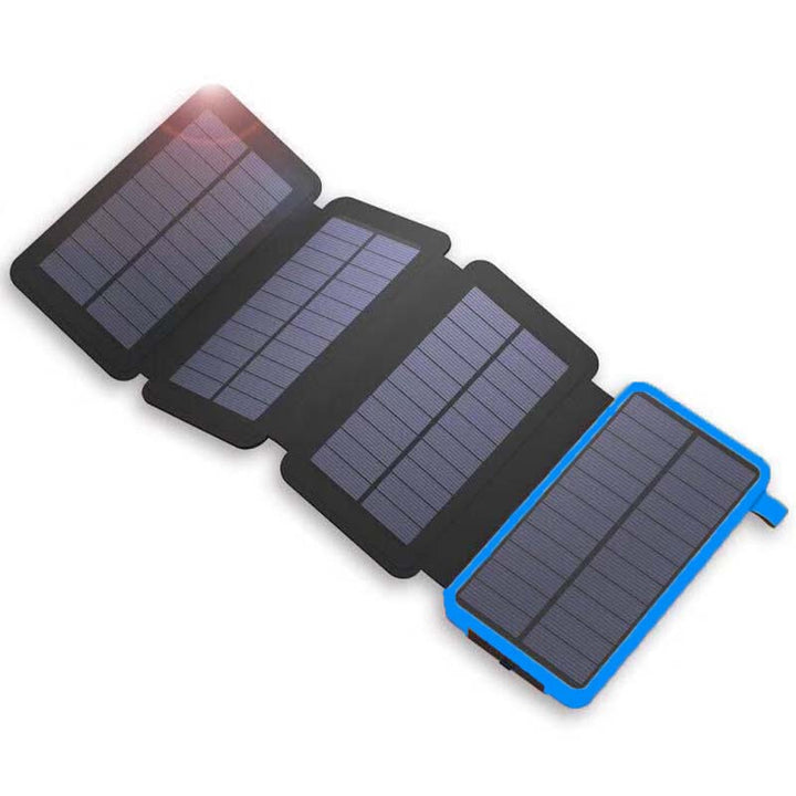 SunCore Powerbank mit 3 USB-Ports (USB-C) & Solarfunktion. Praktisches Ladegerät für Smartphone & Tablet im Outdoor-Einsatz.