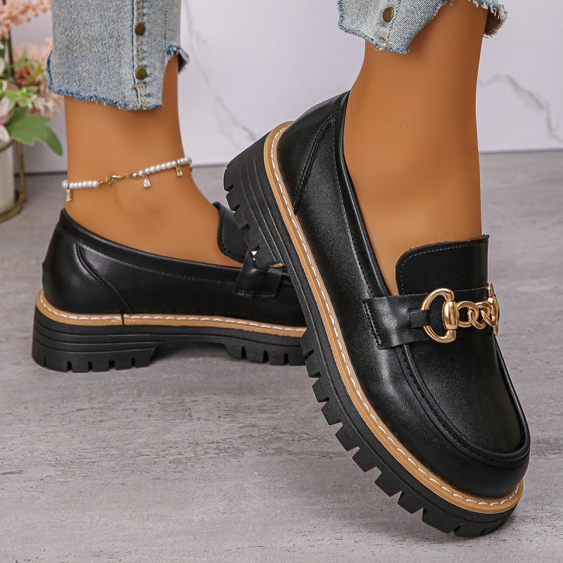 Ergonomische Damen Vintage Loafer mit weicher Sohle. Bequeme, elegante Slip-on Schuhe für den Alltag.