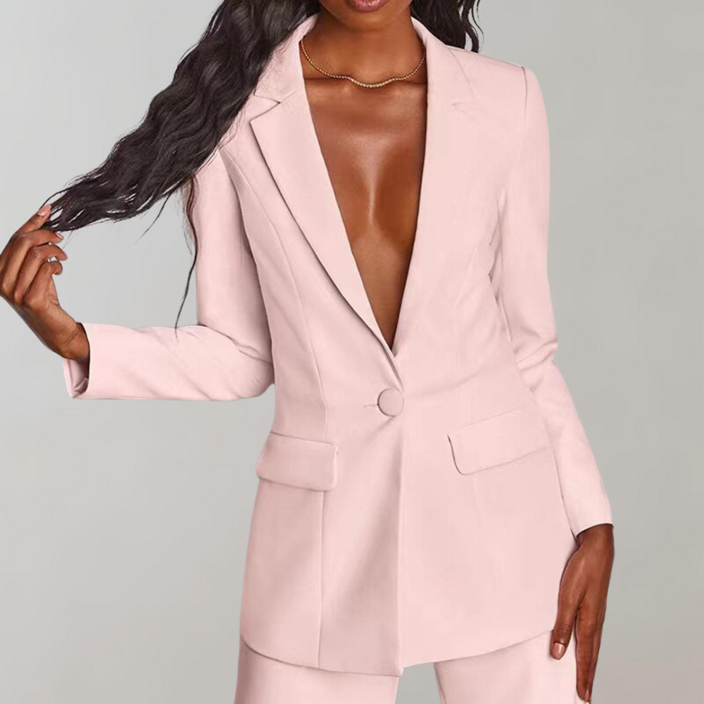 Formeller Damenanzug, bestehend aus Blazer und Hose, ideal für Meetings und Feierlichkeiten.
