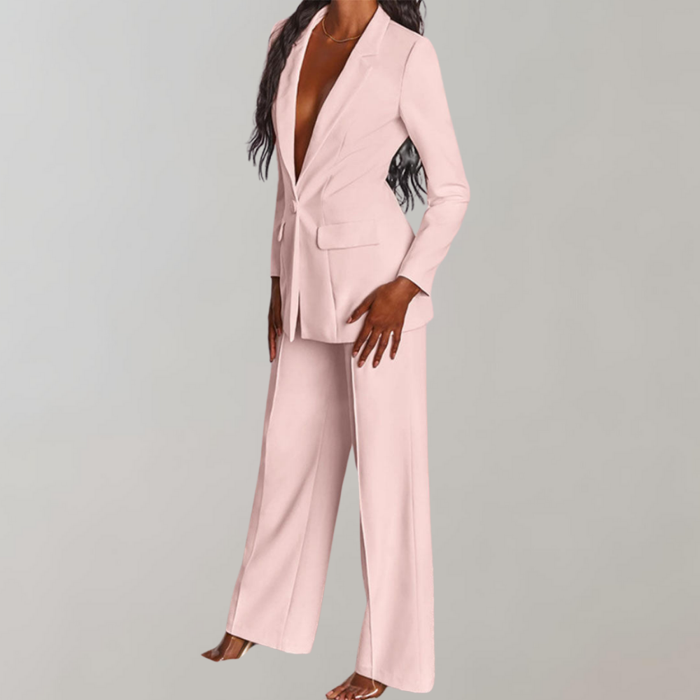 Elegantes Damen-Outfit: Blazer und Hose als vielseitiger Zweiteiler für jede Gelegenheit.