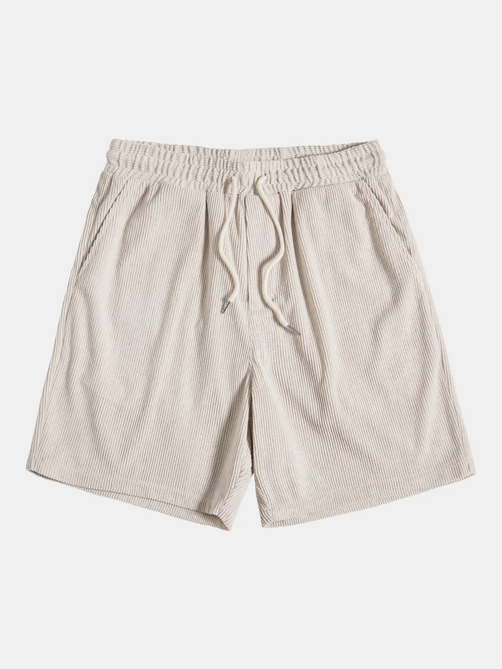 Stilvolles Herren Sommer-Set: Kurzarm-Hemd & Cord-Shorts. Verfügbar in Beige, Schwarz & Grün für warme Tage.