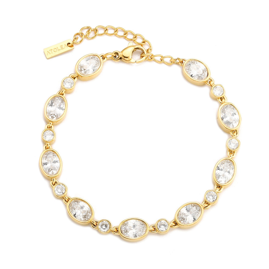 Elegantes minimalistisches Damen Goldarmband mit Zirkon-Station-Chain. Wasserfest & hypoallergen für jeden Tag.