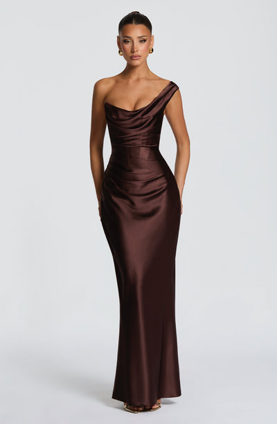 Langes Damen Cocktailkleid, One Shoulder, elegant und vielseitig für besondere Abende.