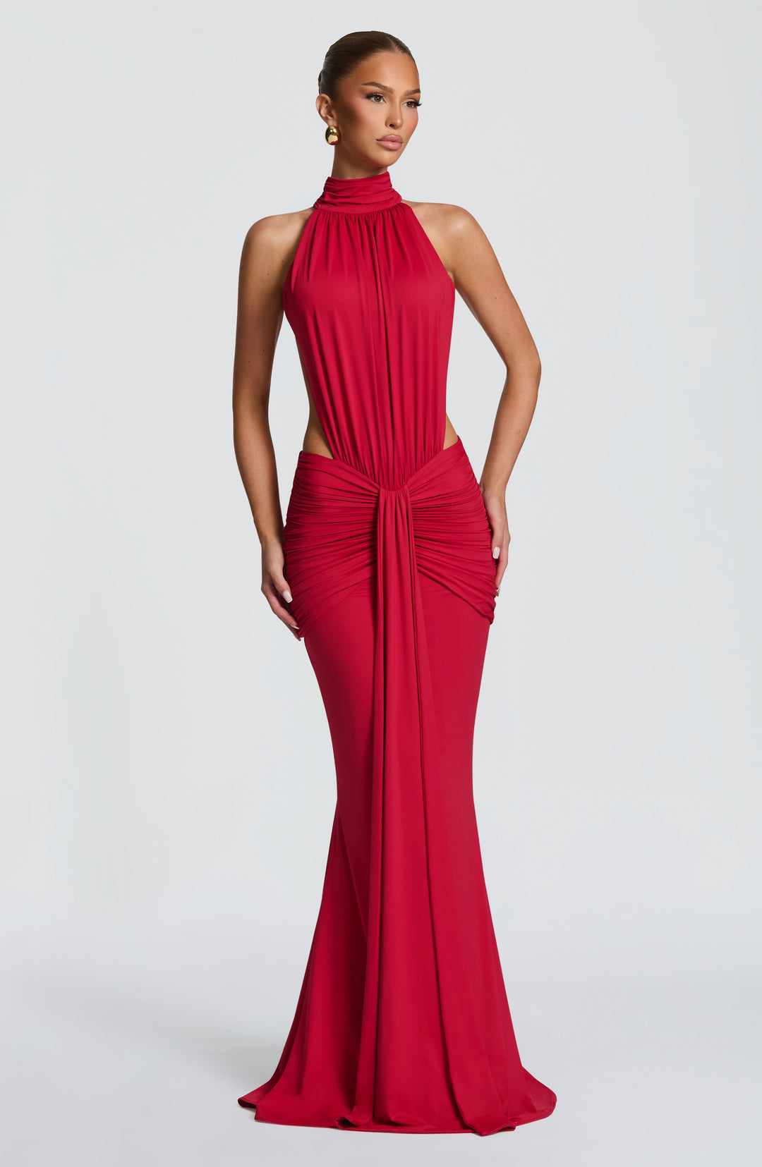 Bodenlanges Neckholder Festkleid, glamourös und elegant, mit tiefem Rückenausschnitt.