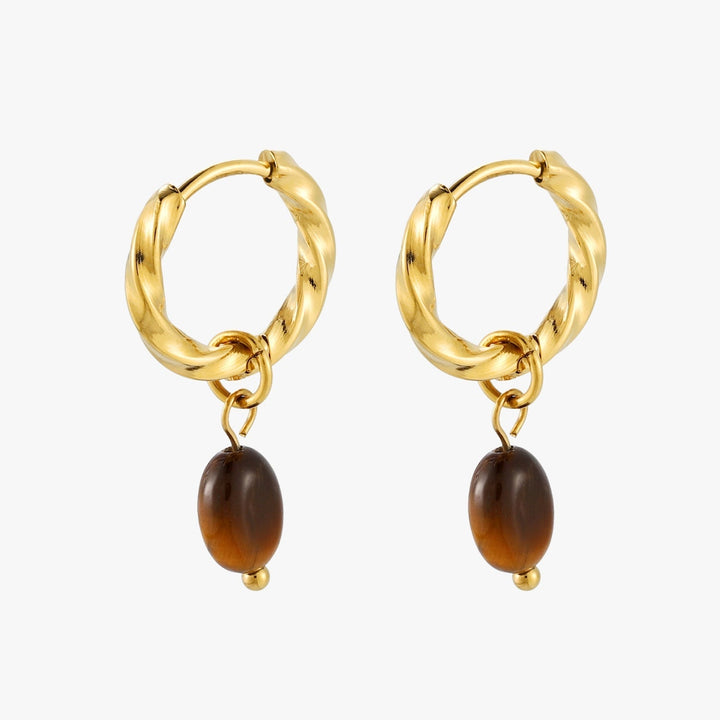 Wasserfeste, hypoallergene Damen Huggie Creolen Gold aus Edelstahl mit edlem Tigerauge Anhänger.