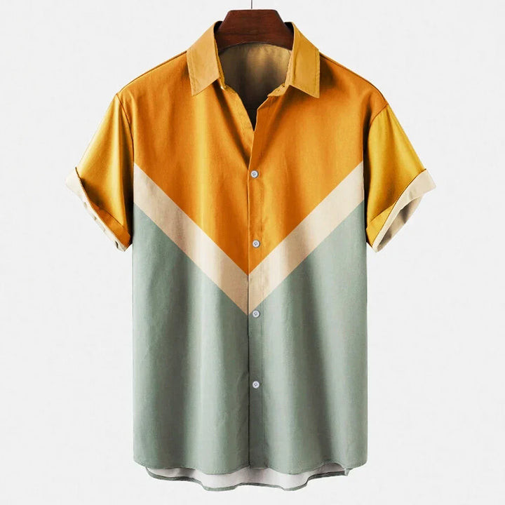 Casual Herren Kurzarmhemd mit bunten Retro-Streifen, perfekt für Strand, Urlaub und Freizeit.