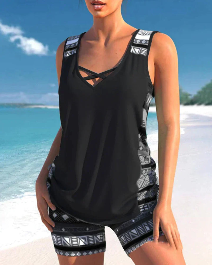Fashion-Bademode: Damen Tankini Set mit V-Ausschnitt & geometrischem Design für einen eleganten Strandlook.
