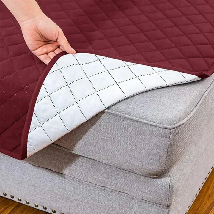 Sesselbezug mit Komfort: Universal-Schutzhülle für Wohnzimmer, weich, elastisch & leicht zu reinigen.