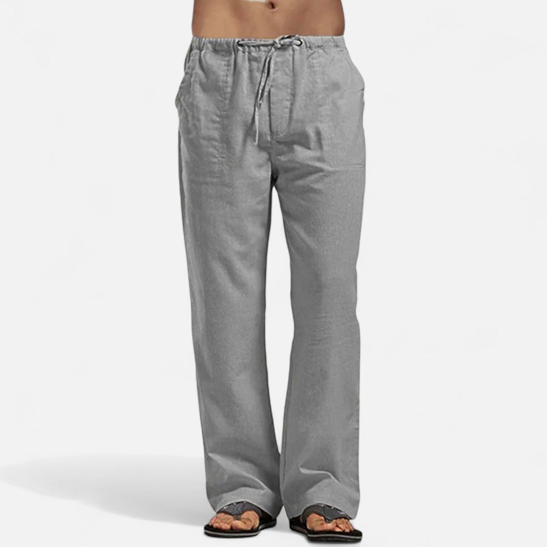 Farbenfrohe, leichte Casual-Hose für Herren, weiter Schnitt. Ein Must-have für entspannte Sommerlooks.