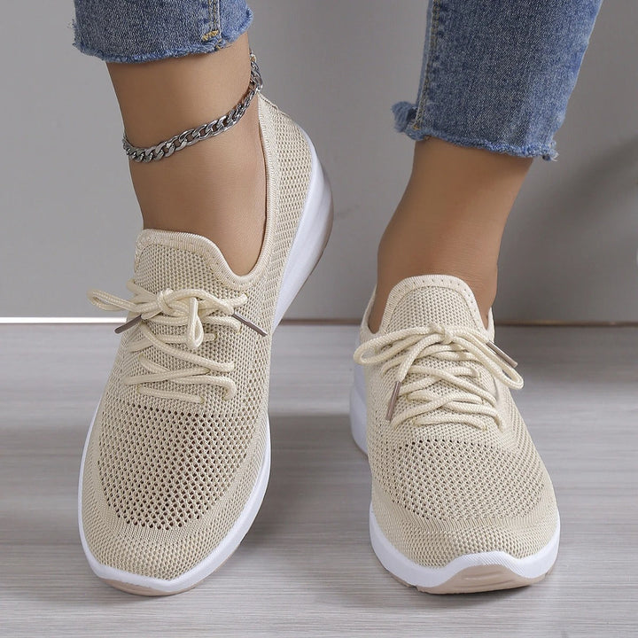 Orthopädische Damenschuhe, Sneaker mit Fussgewölbestützung, entlasten Füsse und sorgen für hohen Komfort.